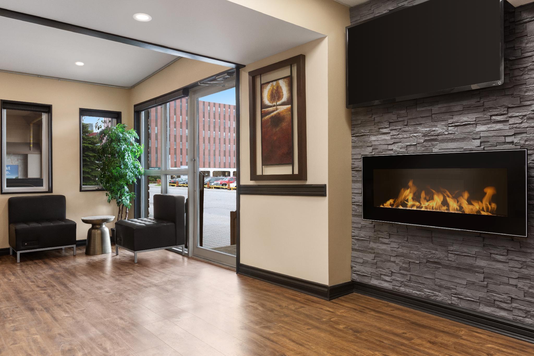 Days Inn & Suites By Wyndham Sault Ste. Marie On Экстерьер фото