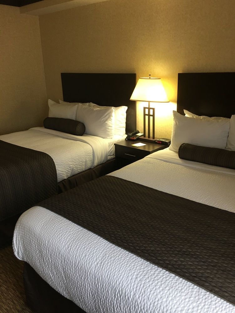 Days Inn & Suites By Wyndham Sault Ste. Marie On Экстерьер фото